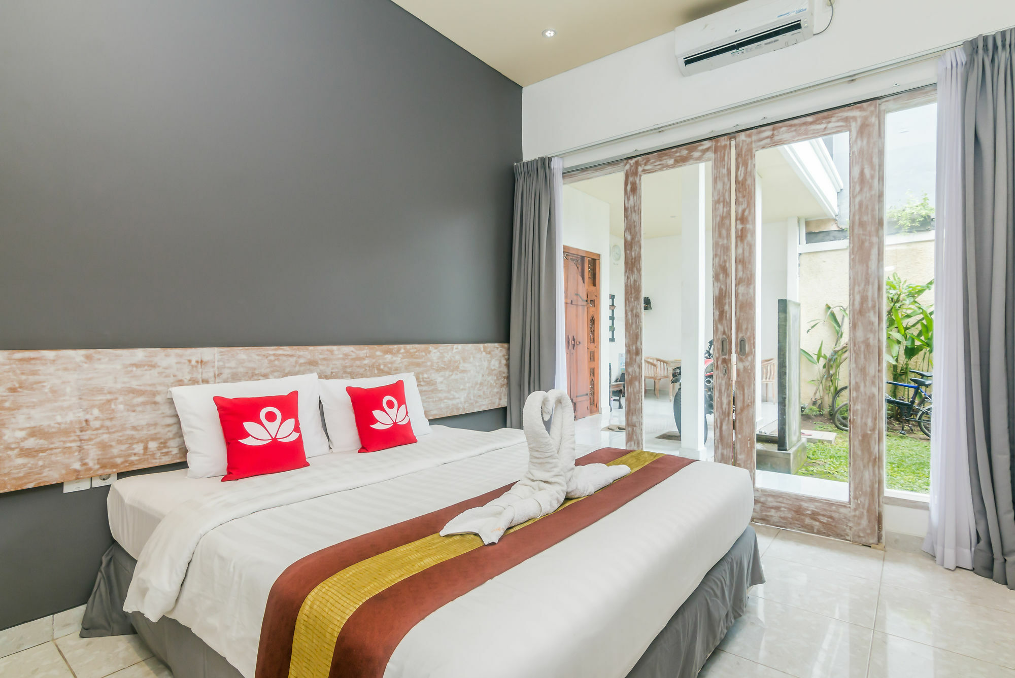 Zen Rooms Denpasar Mertasari Bagian luar foto