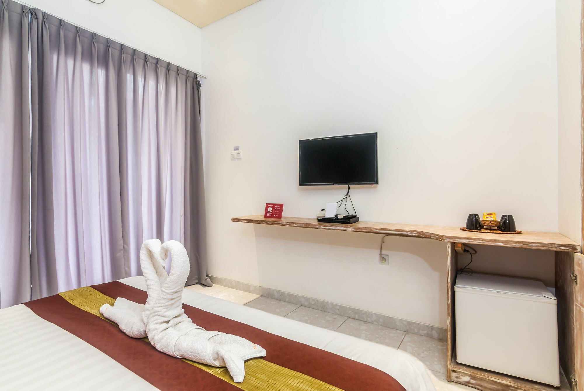 Zen Rooms Denpasar Mertasari Bagian luar foto